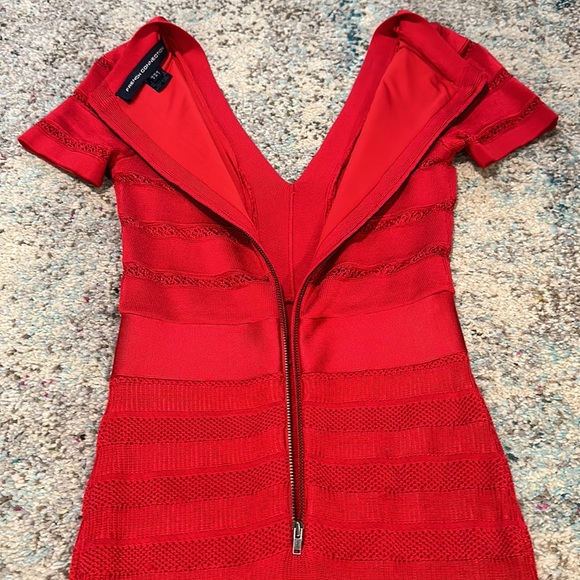 French Connection Sexy Red V-Neck Fitted Midi Bandage Dress. Back Zipper Size 2 - Picture 6 of 6